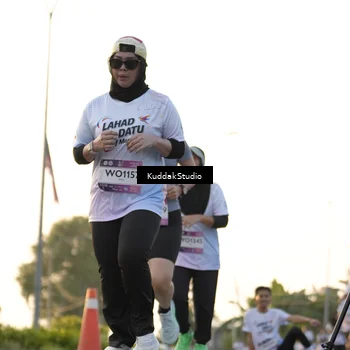 Runner Photo 7686934