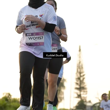 Runner Photo 7686937