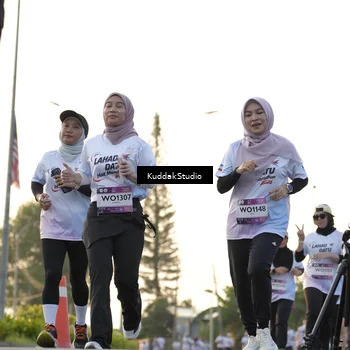 Runner Photo 7686954