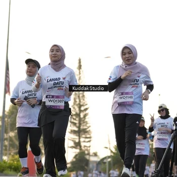 Runner Photo 7686956
