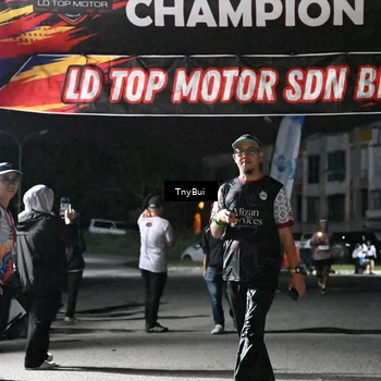 Runner Photo 7686958