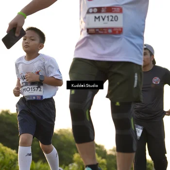 Runner Photo 7686978