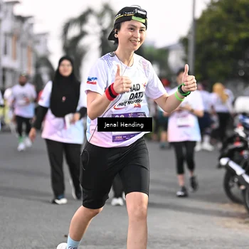 Runner Photo 7686979