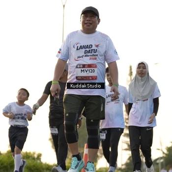 Runner Photo 7686981