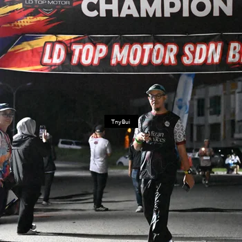 Runner Photo 7686986