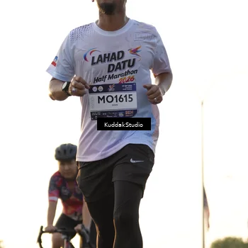 Runner Photo 7687026