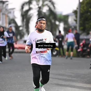 Runner Photo 7687035