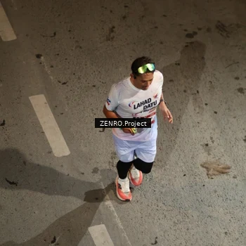 Runner Photo 7687053