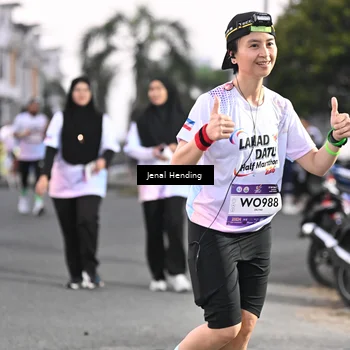 Runner Photo 7687076