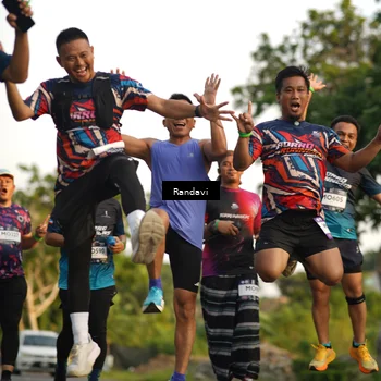 Runner Photo 7687087