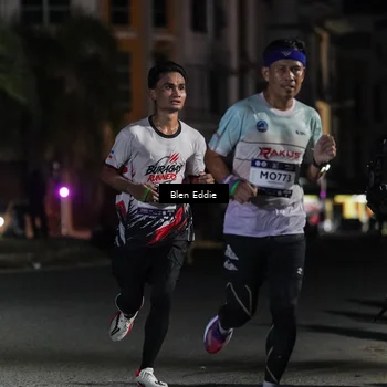 Runner Photo 7687103