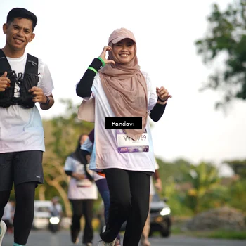 Runner Photo 7687106