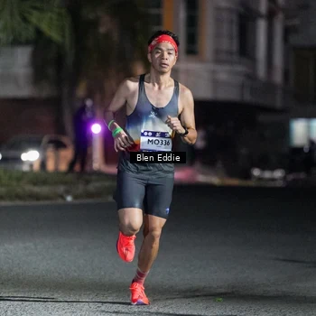 Runner Photo 7687125