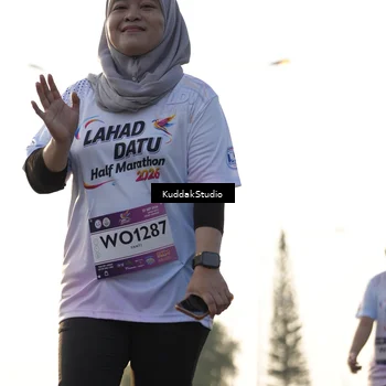 Runner Photo 7687137