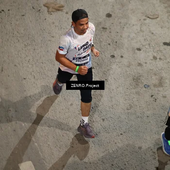 Runner Photo 7687139