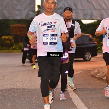 Runner Photo 7687143