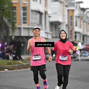 Runner Photo 7687151