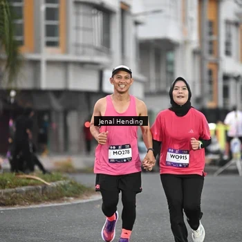 Runner Photo 7687165