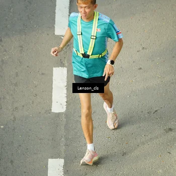 Runner Photo 7687169