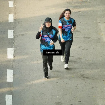 Runner Photo 7687177