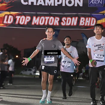 Runner Photo 7687207