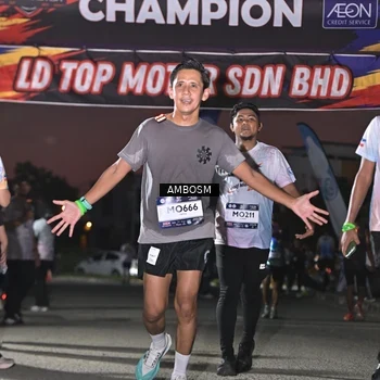 Runner Photo 7687247