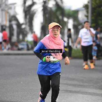 Runner Photo 7687255