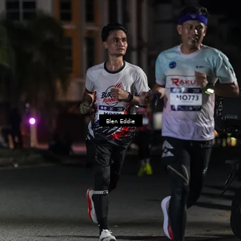 Runner Photo 7687257