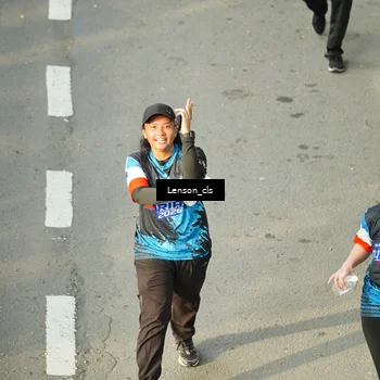 Runner Photo 7687271