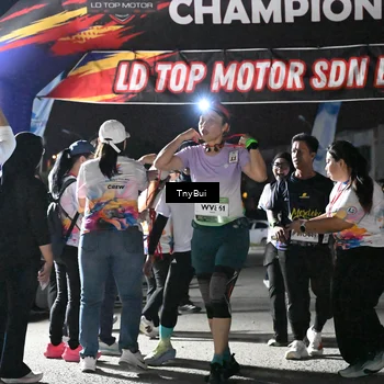 Runner Photo 7687278