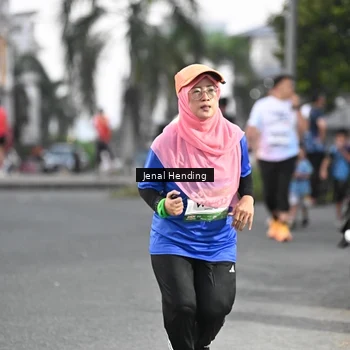 Runner Photo 7687285