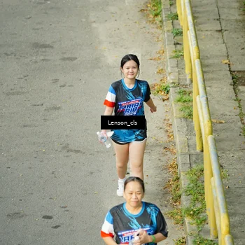 Runner Photo 7687298