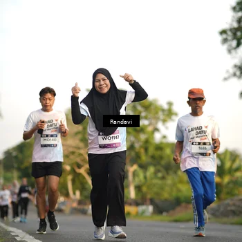Runner Photo 7687300