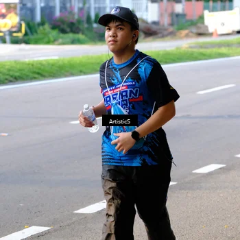Runner Photo 7687304