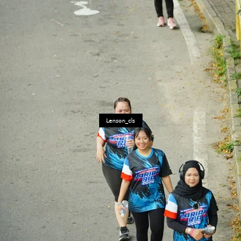 Runner Photo 7687306