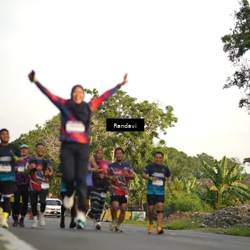 Runner Photo 7687321