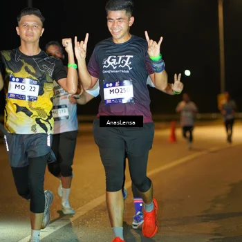 Runner Photo 7687358