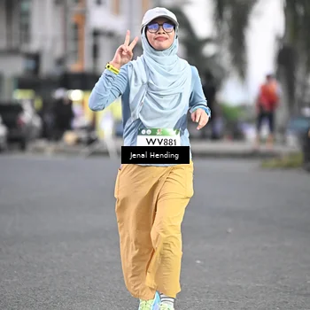 Runner Photo 7687363