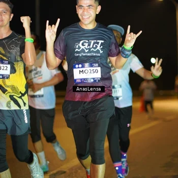Runner Photo 7687366