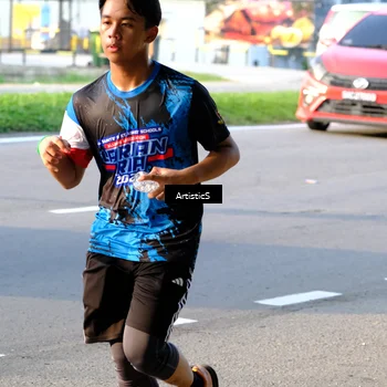 Runner Photo 7687373
