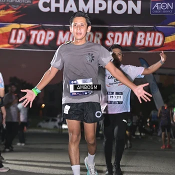 Runner Photo 7687378