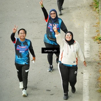 Runner Photo 7687381