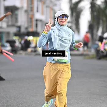 Runner Photo 7687385