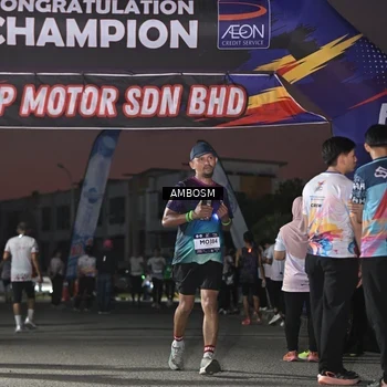 Runner Photo 7687390