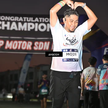 Runner Photo 7687392