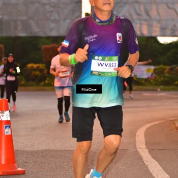 Runner Photo 7687395