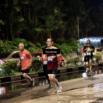 Runner Photo 7687397