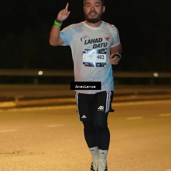 Runner Photo 7687399