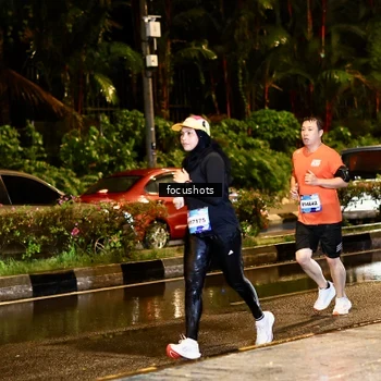 Runner Photo 7687401