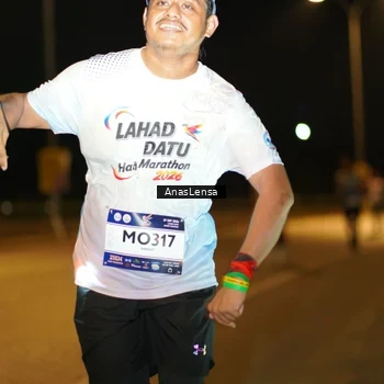 Runner Photo 7687410